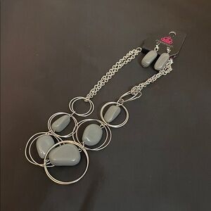 Elegant Silver and Gray Necklace Set